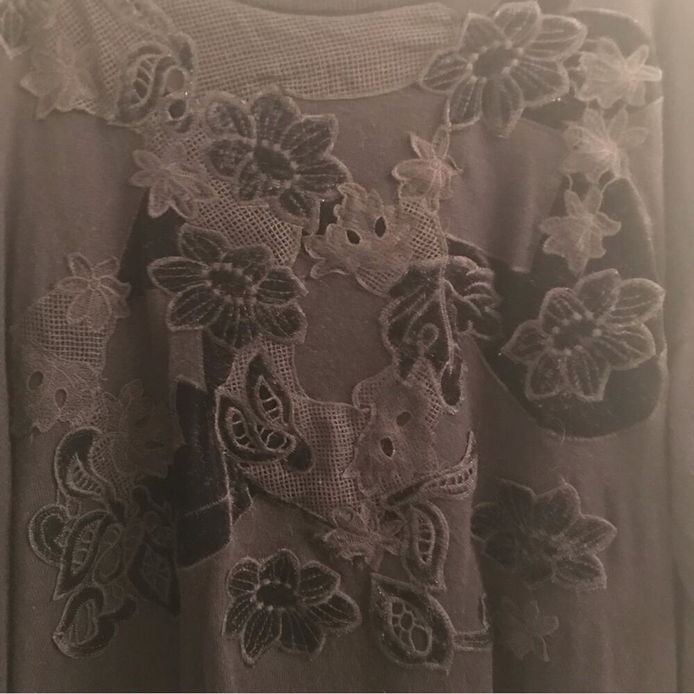 Apt. 9 Black floral long sleeve sweater Size XL - Picture 2 of 6